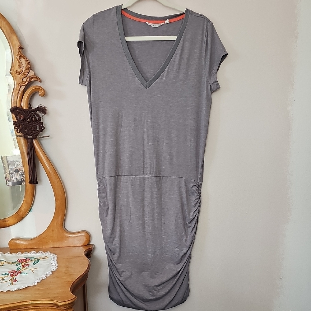 Gray V-Neck Short Sleeve Dress